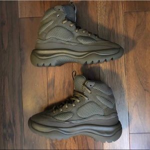 YEEZY DESERT BOOT